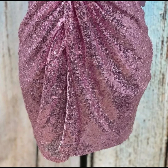 ABOUT US REVOLVE NWT Pink Violet Sequin Becky Dress - Picture 10 of 12